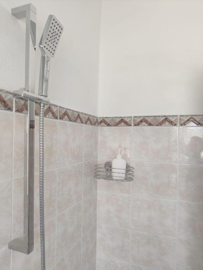 אלגהרו Valverde75 Guesthouse מראה חיצוני תמונה